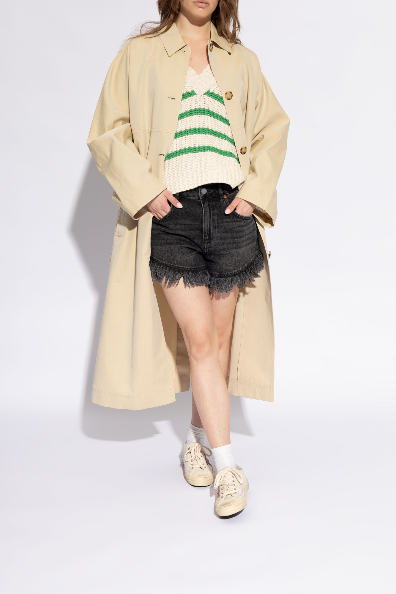 Cream Sports shoes crossover `V - Star 2` Golden Goose